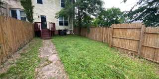 Spacious 4 Bedroom Home Gallery 29