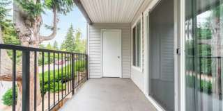 Solana Apartments Gallery 19