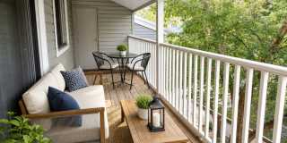 Beautifully Remodeled | 1 Bed · 1 Bath | Pet Friendly Gallery 18