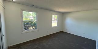 Stunning 4 Bedroom Columbia Highlands Home for Lease - 14103 SE McGillivray Blvd Gallery 20