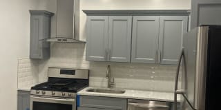 33-03 Broadway Gallery 1