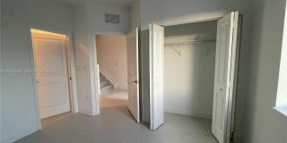 813 NE 211th St Gallery 7