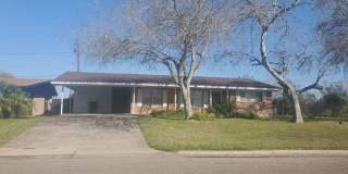 2417 North Parkwood Drive Gallery 1