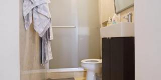 Spacious 4 Bed / 2 Bath on Beacon St | Brookline | 9/1 Gallery 12