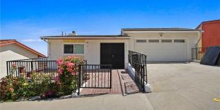 4217 Mesa Street Gallery 1