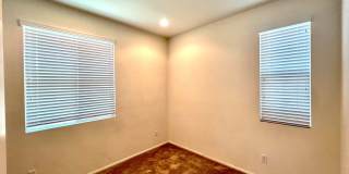 Beautiful 4 Bedroom Condominium with Attached Garage Located in Gated Community of Eastvale Beautiful 4 Bedroom Condominium with Attached Garage Located in Gated Community of Eastvale Gallery 13