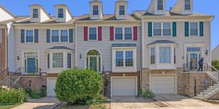 7059 KINGS MANOR DR Gallery 1