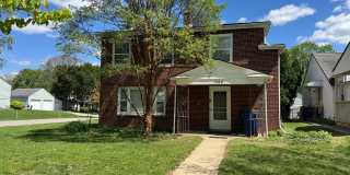 Grandview Area large 2 bedroom Gallery 2