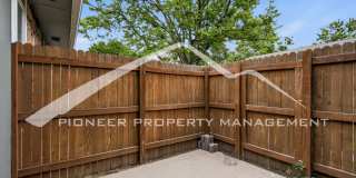 Charming Townhouse with Central AC and Washer/Dryer Gallery 18