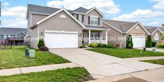 Beautiful 4BR Home in Charlestowne Place Gallery 3