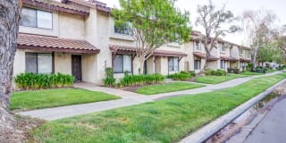 Riverwoods Apartments Gallery 6