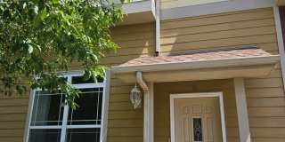 Large 4 Bed 2.5 bath blocks from Fort Riley Gallery 1