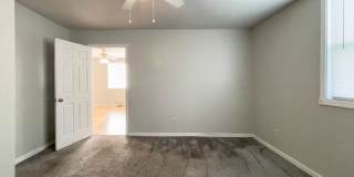 PRELEASING for AUGUST! Close to Campus Gallery 29