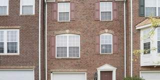 735 PAREV Way Gallery 1
