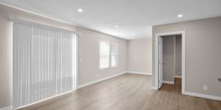 Sunset Cliffs Apartments Gallery 16