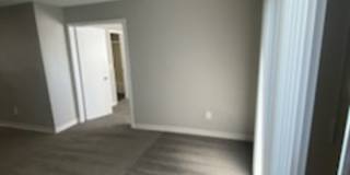 River Walk Apartments Gallery 102