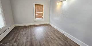 1319 Washburn Street Gallery 2