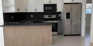 1056 SW 2nd Street 1056, Hallandale Beach, FL 33009 Gallery 1