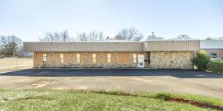 2002 Elberta Road Gallery 1