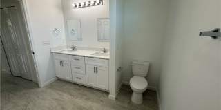 1115 Cove Street E Gallery 14