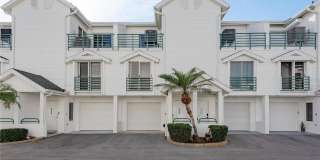 320 ISLAND Way Gallery 3
