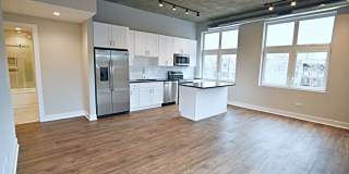 3833 N Broadway Gallery 21