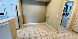 3 bedroom 2 bathroom Condo in the Gardens at Beachwalk Gallery 9