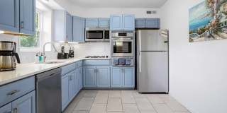 9724 ADMIRALTY Drive Gallery 11