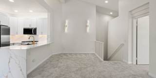 Newly renovated 2-bedroom UTC townhome in the coveted Andria of Renaissance at La Jolla community! Small pet ok! Gallery 10
