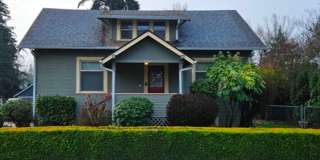 4Bd/1Ba two story home - For viewing Gallery 1