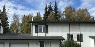 3 Bed 2 Bath Fully Furnished Unit in Fairbanks- SORRY, NO PETS! Gallery 1