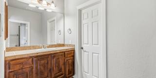 615 SENTRY HL Gallery 21