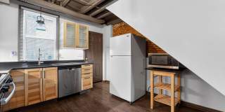 1602 LATROBE Street Gallery 9