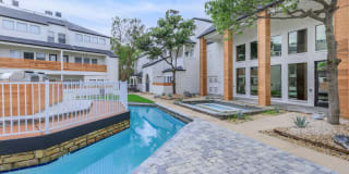 Axis Waterfront Gallery 15