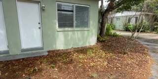 1016 Alba Drive 2/1, Half Duplex Gallery 17