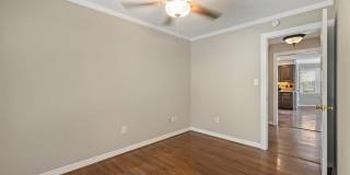 501 Asbury Court Gallery 22