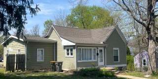 PRICE DROP!! 3 Bed 2 Bath House + a Bonus Room! Gallery 1