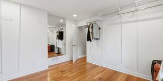 2181 2nd Street Gallery 22