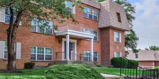 Kensington Club Gallery 21