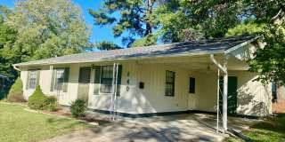 Excellent Mid-Town Martin Location Gallery 1