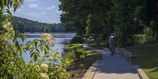 Lake House at Martin's Landing Gallery 14