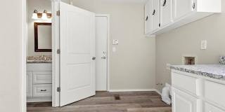 8610 Meadowood Circle Gallery 9