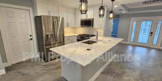 1120 Lincoln Terrace Gallery 1