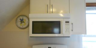Beautiful 4 bed in Oak Sqaure Gallery 10