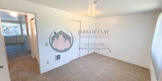 Upstairs Two Bedroom Apartment in Keizer Gallery 6