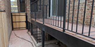 2150 W Monroe Street Gallery 104