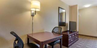 Livermore - Airway Blvd. Gallery 13