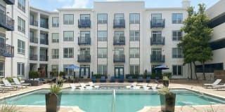 1800 Broadway Gallery 2