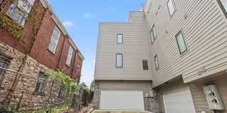 Newly Renovated Condominium Gallery 27