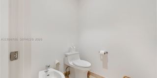 789 Crandon Blvd Gallery 21